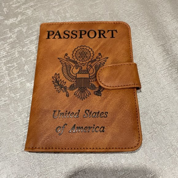 Passport holder/jacket, NEW never used, Brown - Picture 6 of 6